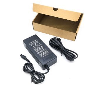 Cargador 36V 2A conector GX12